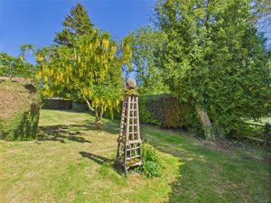 Side Garden- click for photo gallery